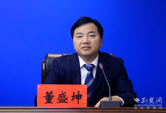 董盛坤.jpg